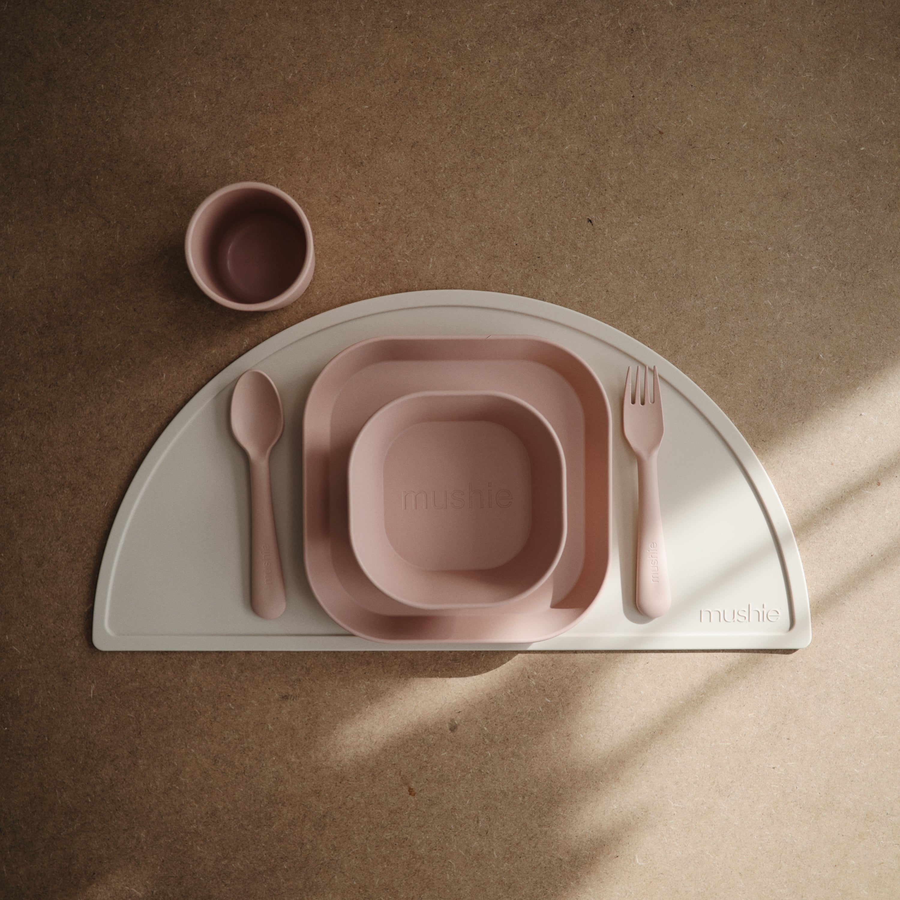 Image of Square Dinnerware Plates, Set of 2